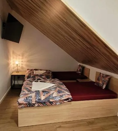 Noclegi W Dawnej Lazni Zarki Esterno foto